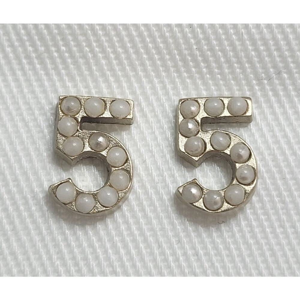 US BASED Authentic Vintage CHANEL CC Number 5 Earrings Pearl w Gift Bag